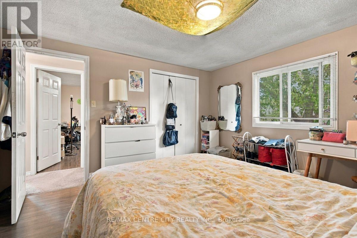 215 Walmer Grove, London North (North K), ON
