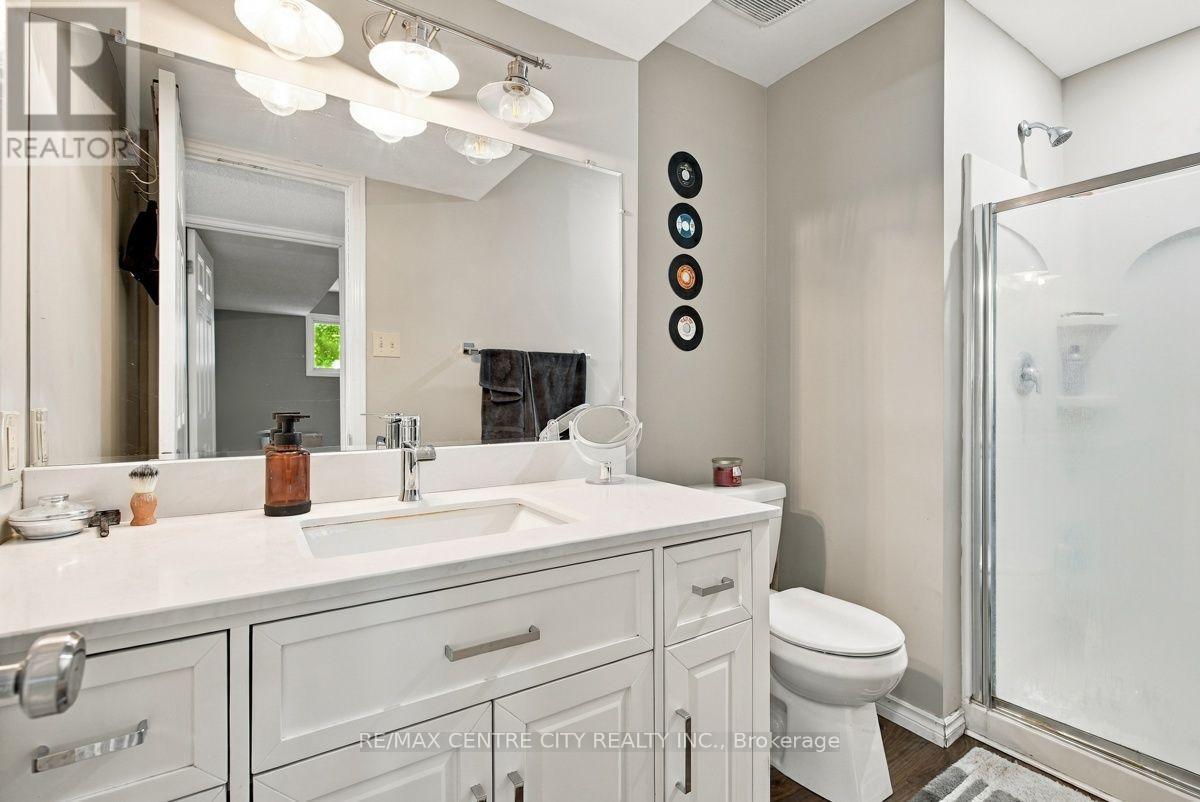 215 Walmer Grove, London North (North K), ON