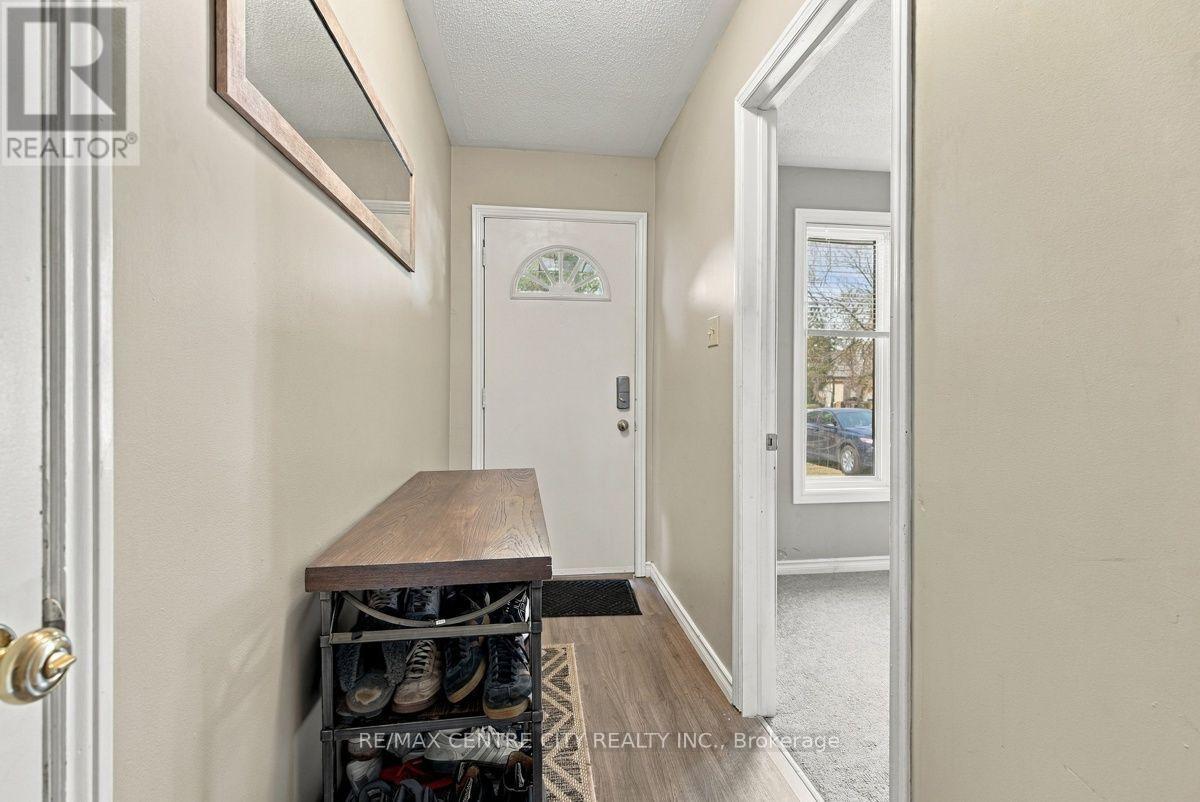 215 Walmer Grove, London North (North K), ON