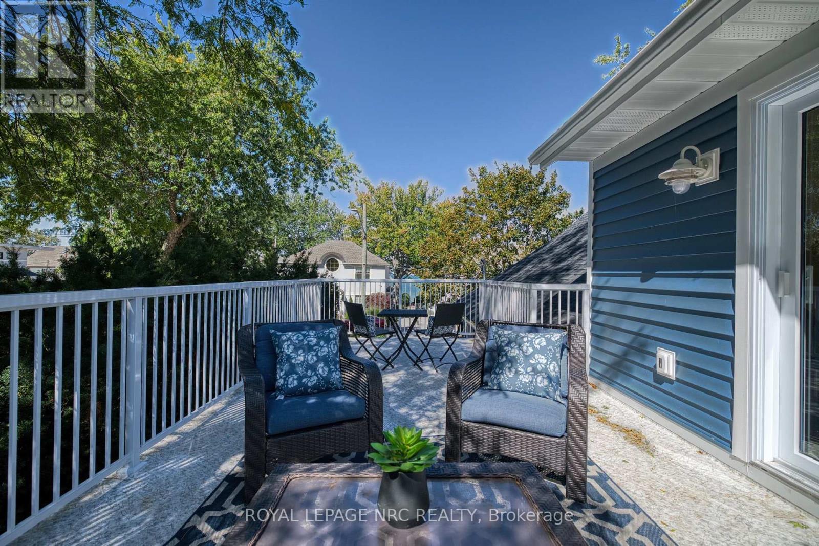 Stunning large deck! - 3 Peel Street, St. Catharines (Port Dalhousie), ON