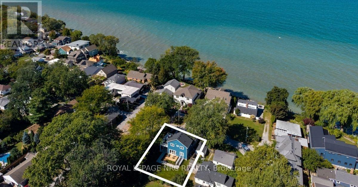 Enjoy this beautiful home. - 3 Peel Street, St. Catharines (Port Dalhousie), ON