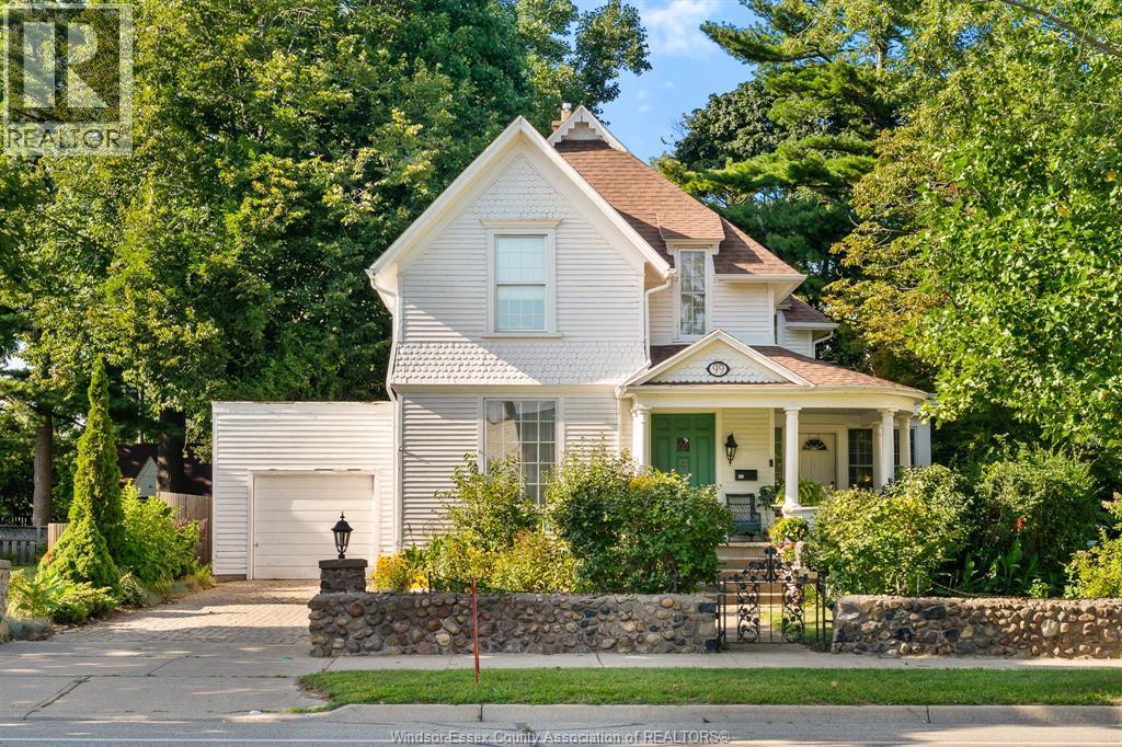 99 Talbot Street West, Leamington, ON