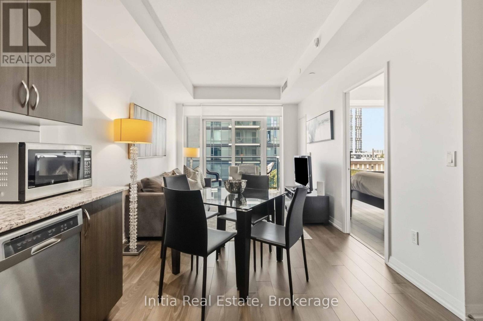 522 - 55 Ann O'Reilly Ann O'Reilly Road, Toronto, ON