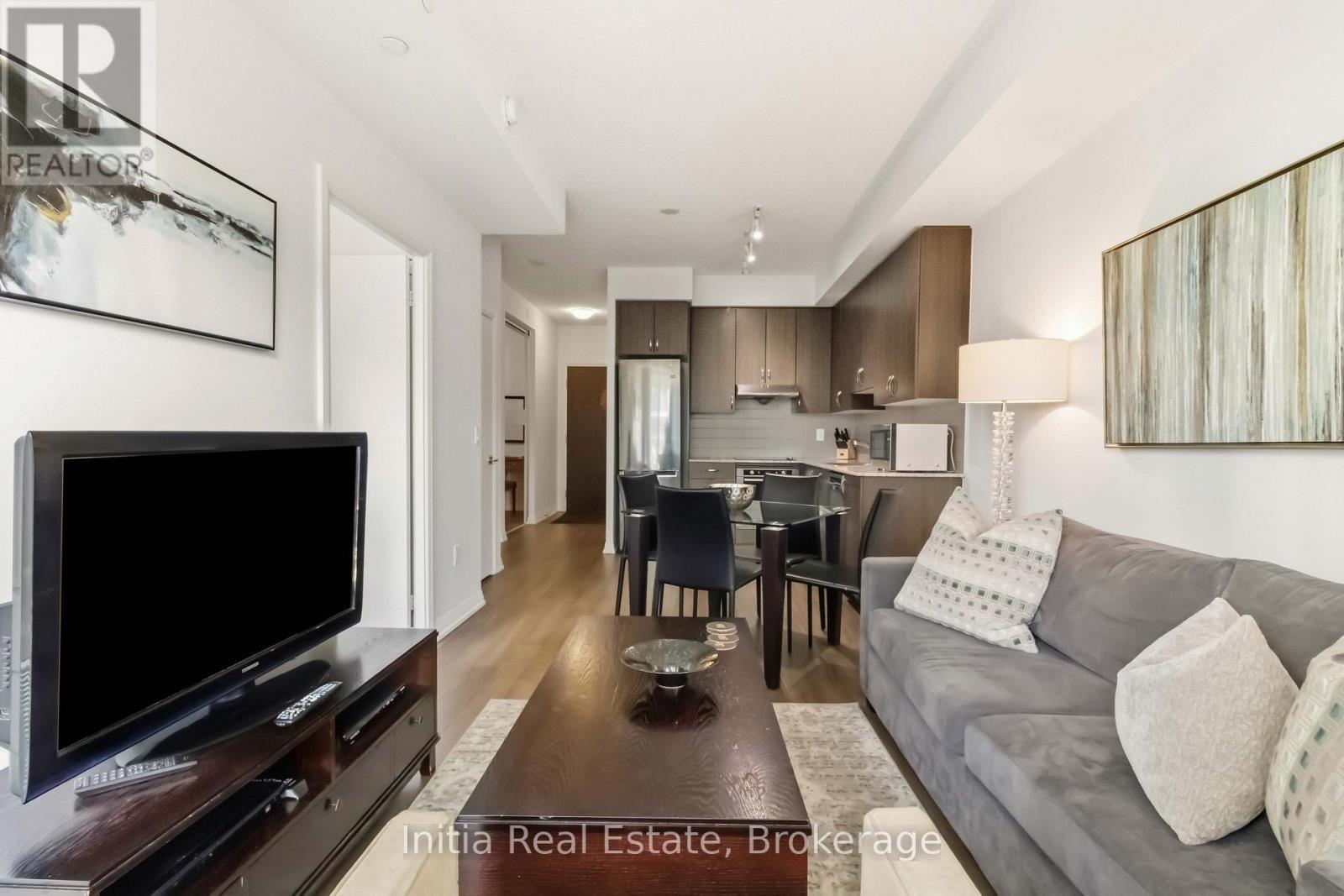 522 - 55 Ann O'Reilly Ann O'Reilly Road, Toronto, ON