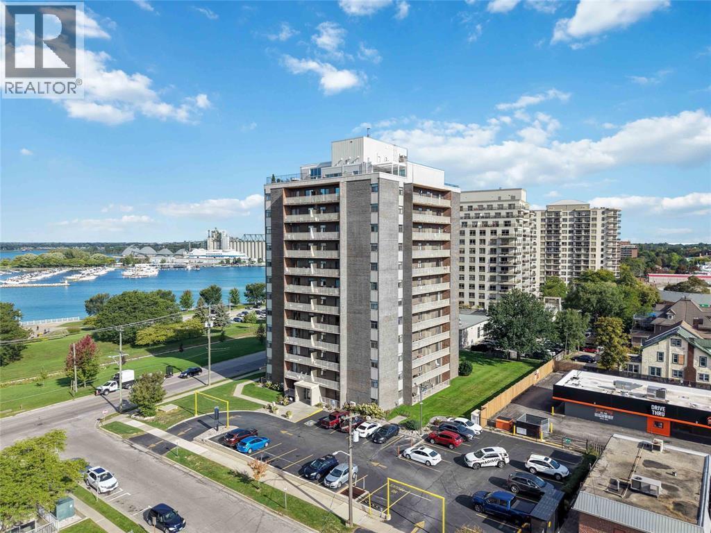 10 Derby Lane Unit# 1008, Sarnia, ON