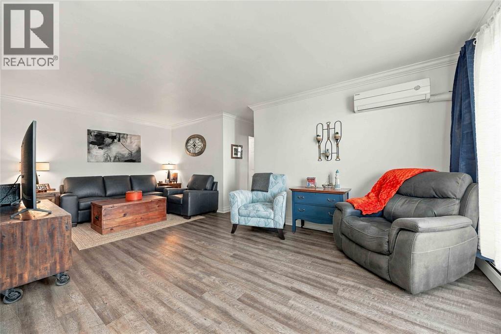 10 Derby Lane Unit# 1008, Sarnia, ON