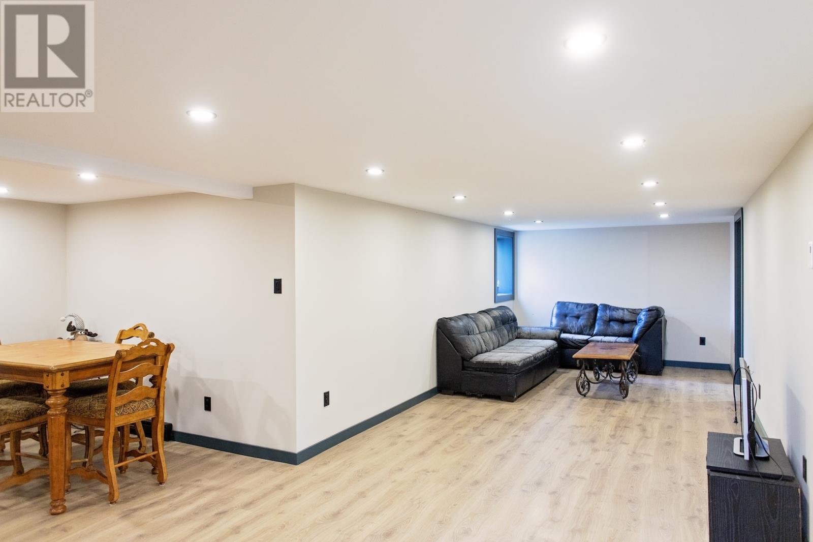 6 Cabot Road, Gambo, NL