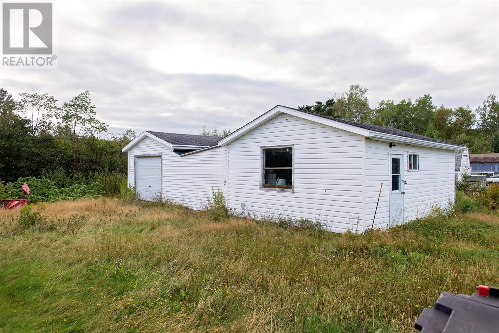 6 Cabot Road, Gambo, NL
