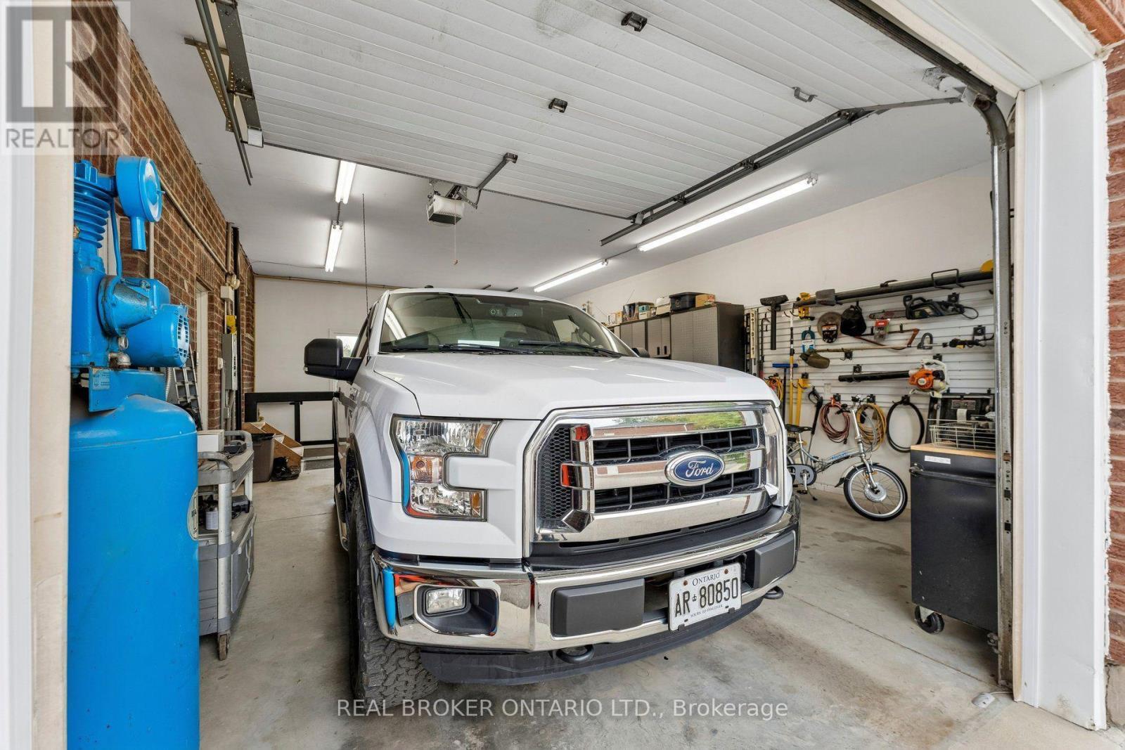 15191 Airport Road, Caledon, ON