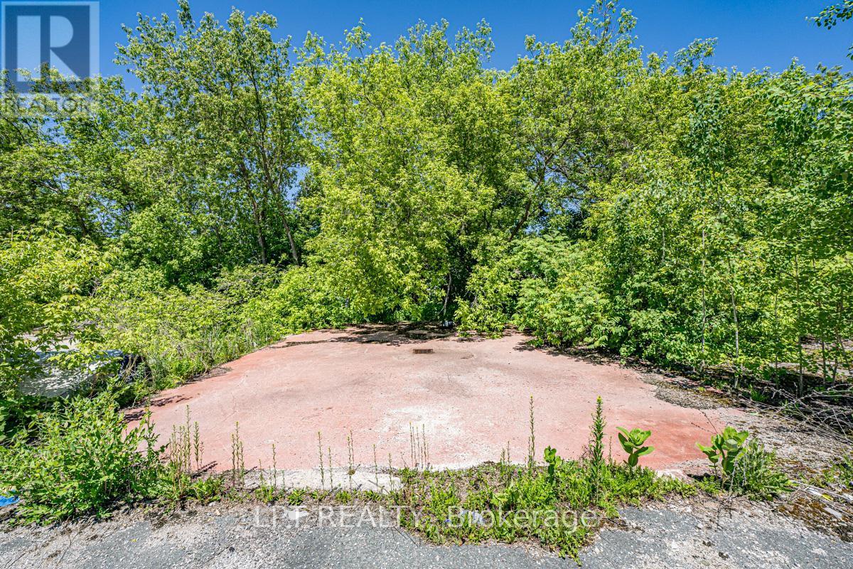 232 Main Street, Kawartha Lakes, ON