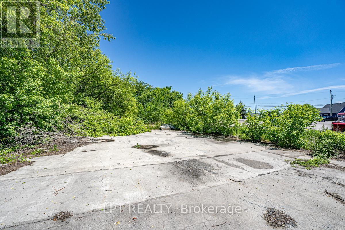232 Main Street, Kawartha Lakes, ON