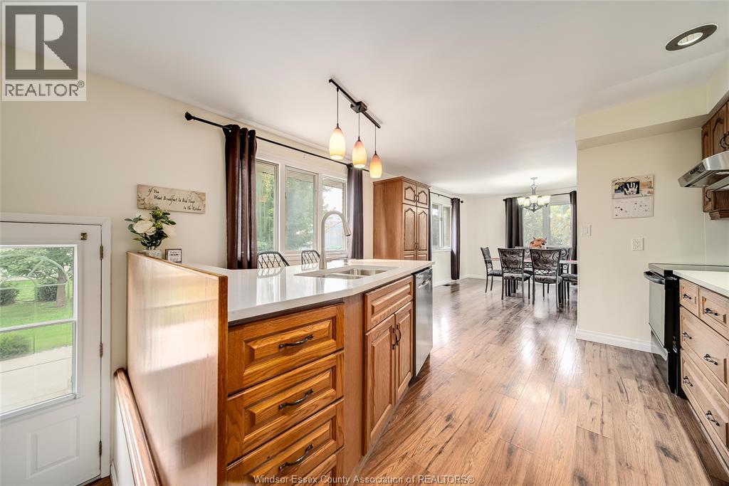 7744 Saint-Philippe Line, Grande Pointe, ON