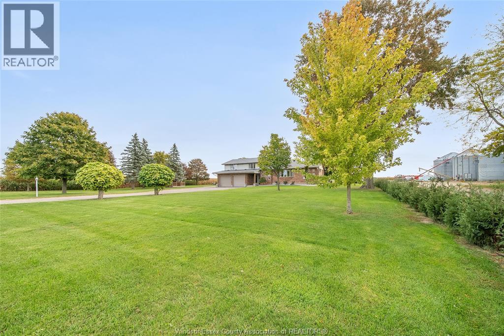 7744 Saint-Philippe Line, Grande Pointe, ON