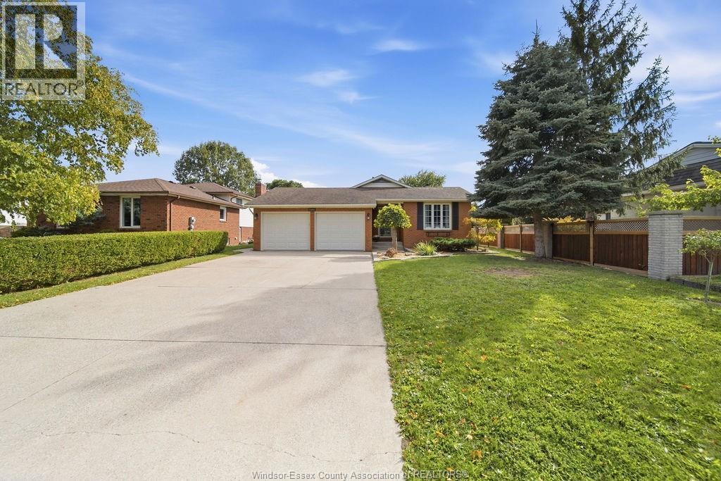 12091 Oliver, Tecumseh, ON
