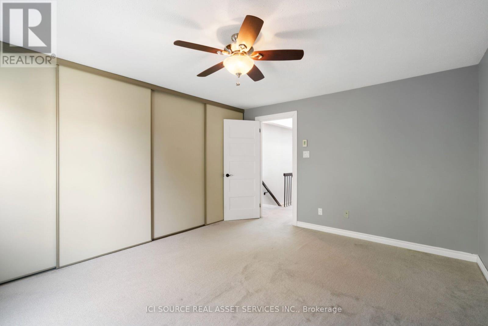 6754B Jeanne-D'Arc Boulevard N, Ottawa, ON