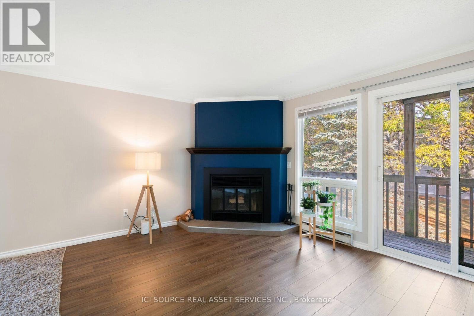 6754B Jeanne-D'Arc Boulevard N, Ottawa, ON