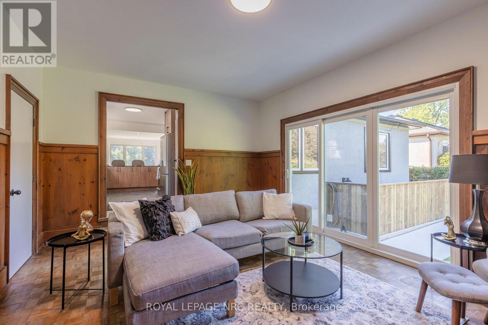 21 Silverdale Drive, St. Catharines, ON