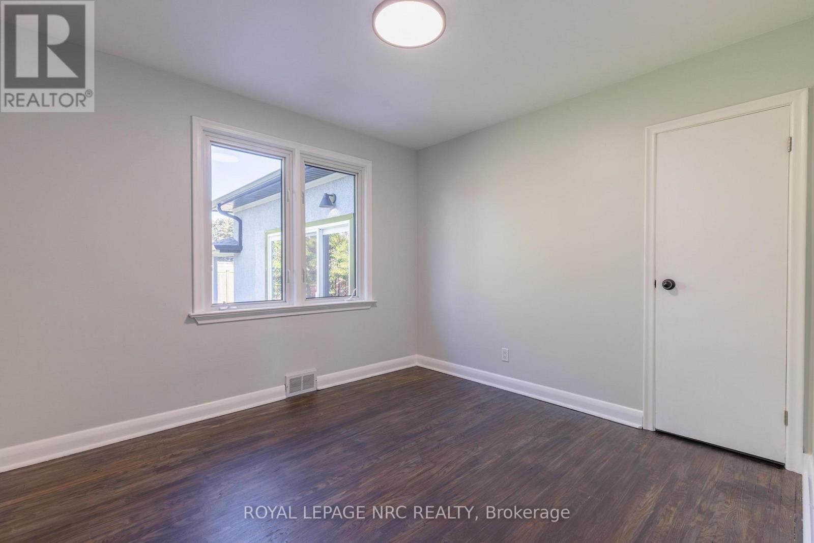 21 Silverdale Drive, St. Catharines, ON