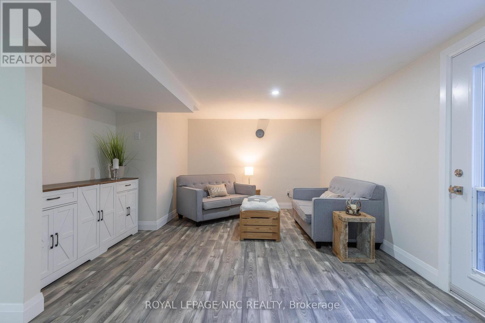 21 Silverdale Drive, St. Catharines, ON