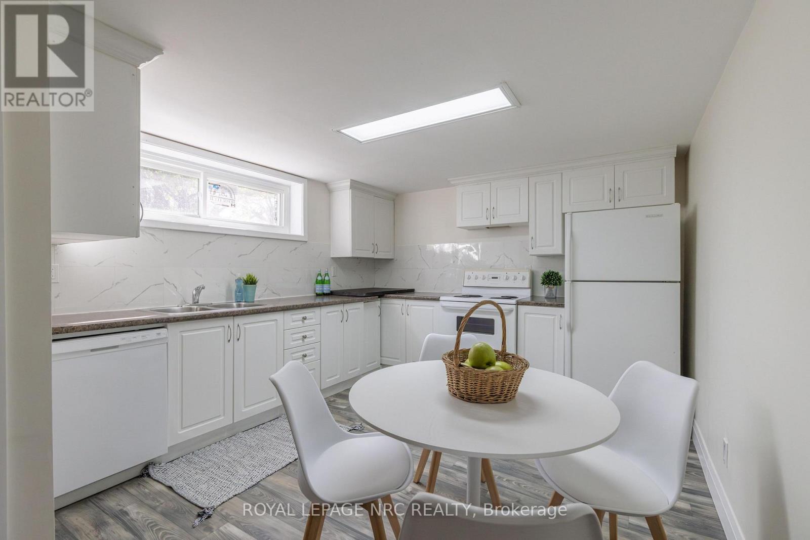 21 Silverdale Drive, St. Catharines, ON