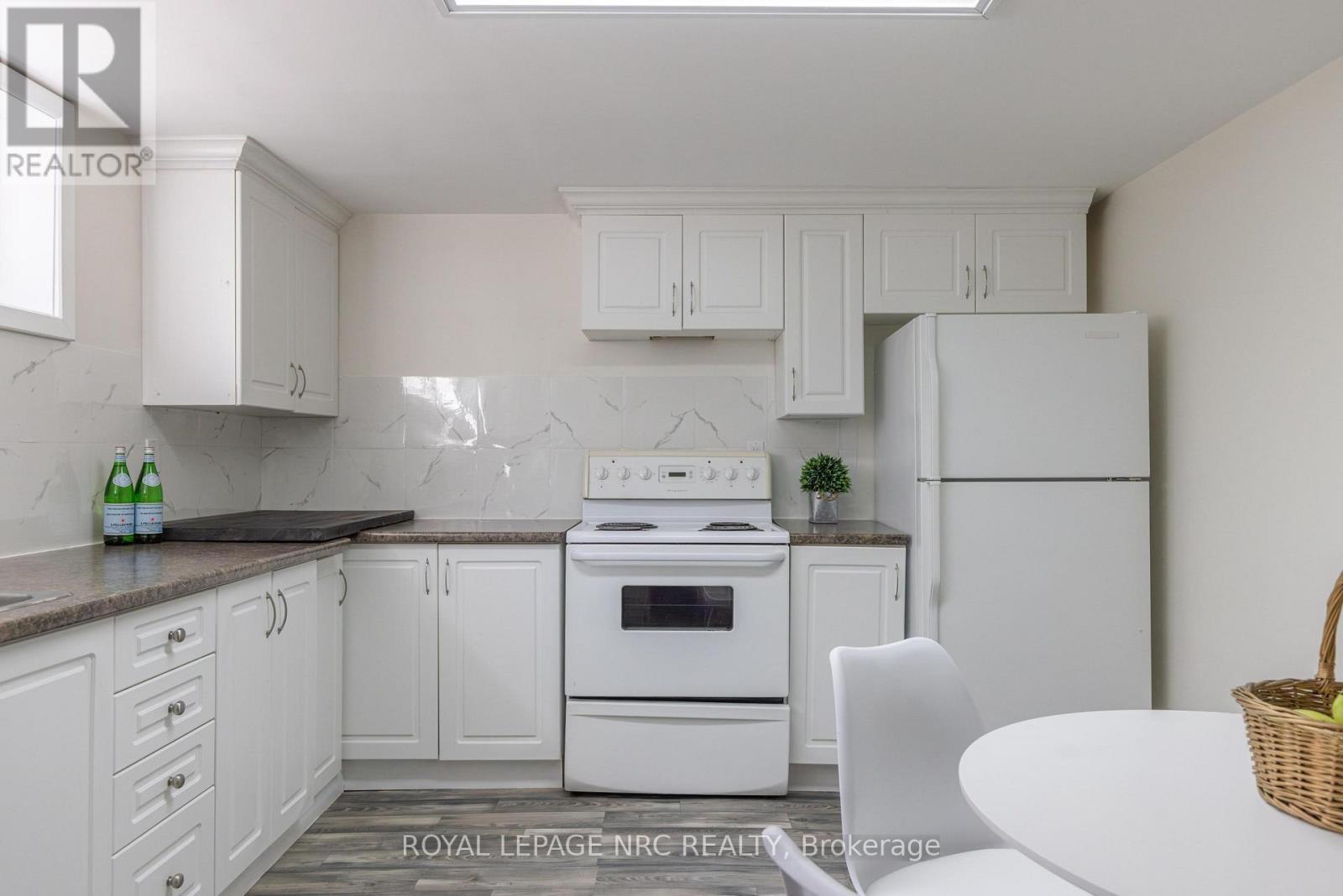 21 Silverdale Drive, St. Catharines, ON