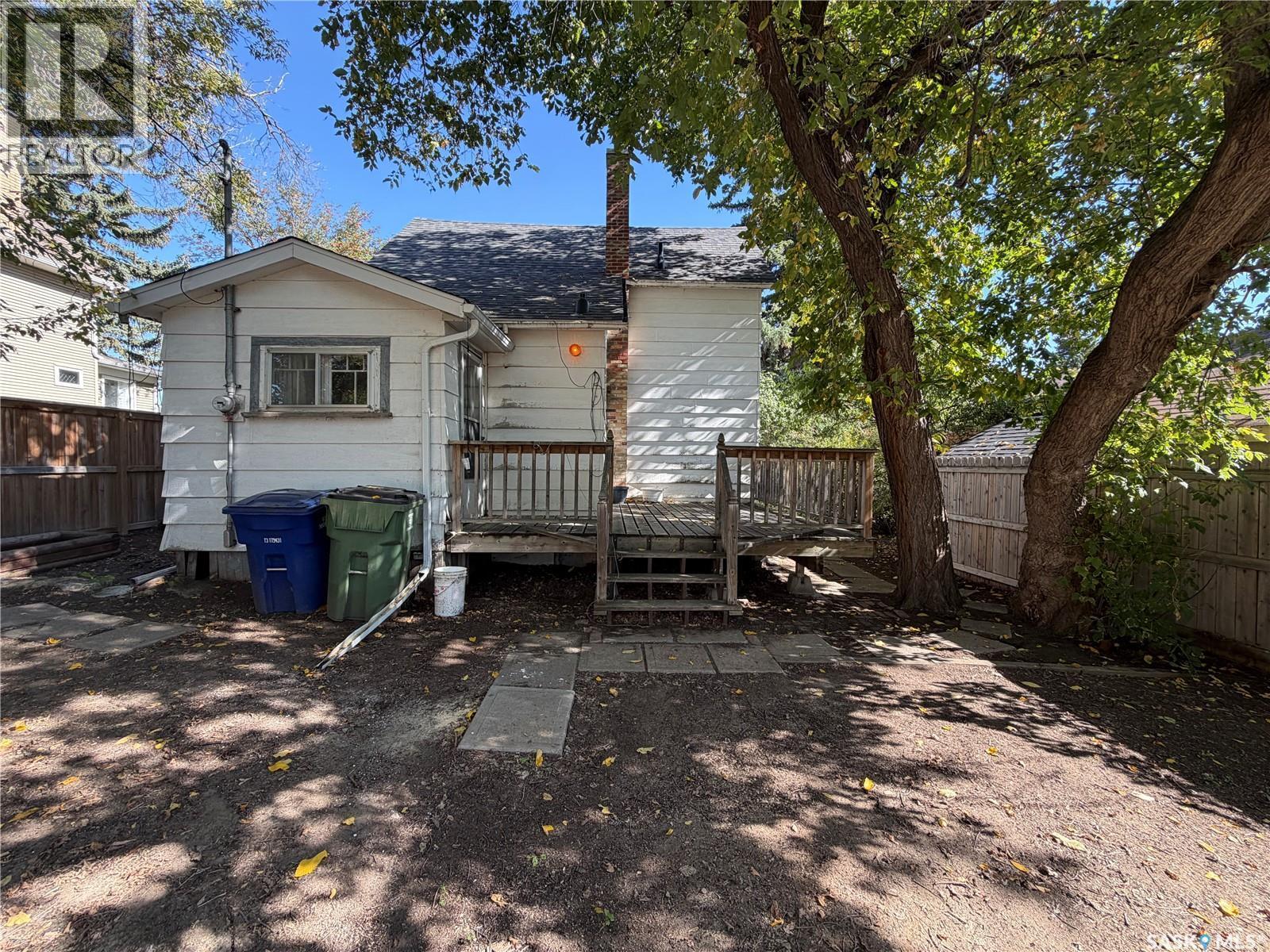 1014 6Th Avenue Nw, Moose Jaw, SK