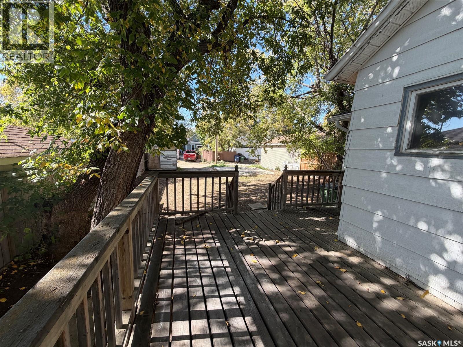 1014 6Th Avenue Nw, Moose Jaw, SK