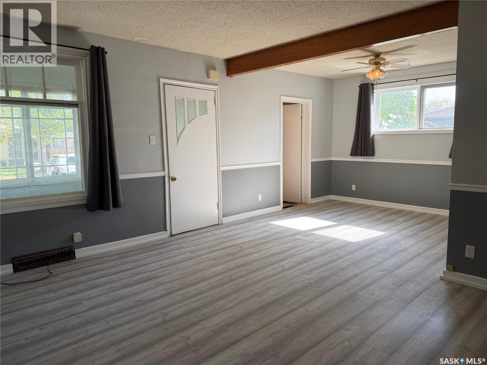 1014 6Th Avenue Nw, Moose Jaw, SK