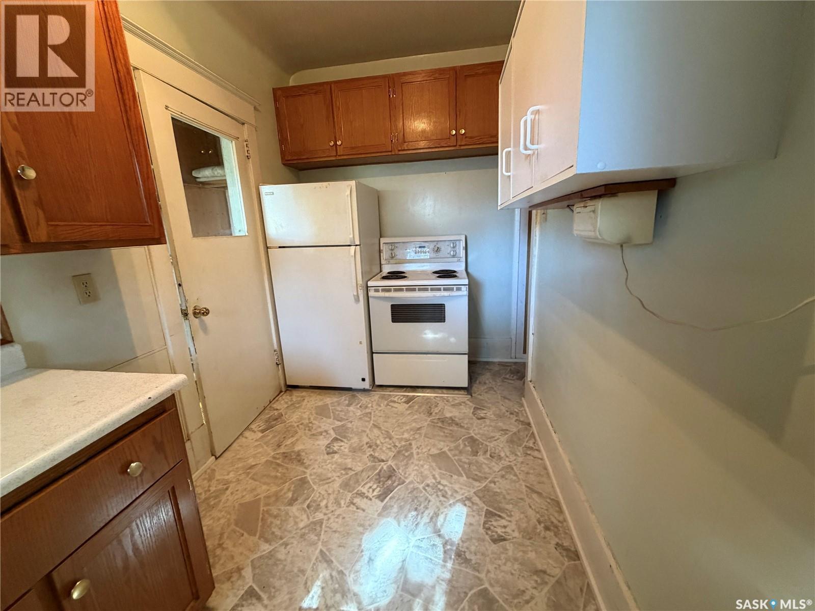 1014 6Th Avenue Nw, Moose Jaw, SK