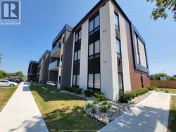 140 MAIN STREET East Unit# 304 Kingsville, ON N9Y 1A6