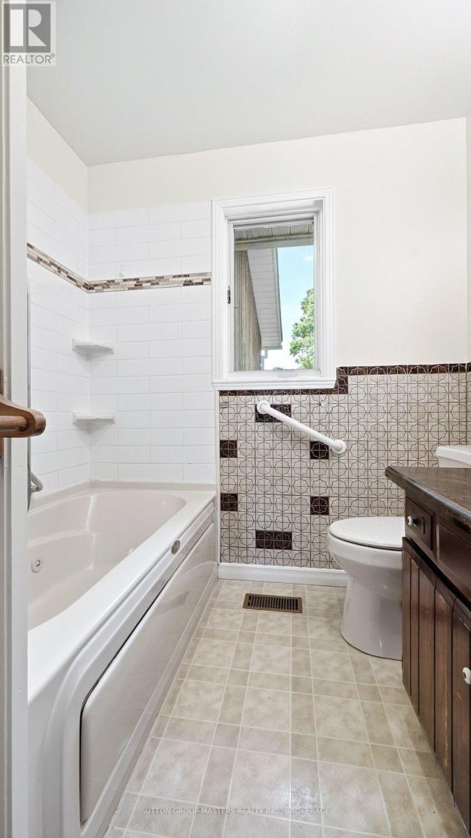 107 Granite Ridge Road, Lansdowne Village, ON