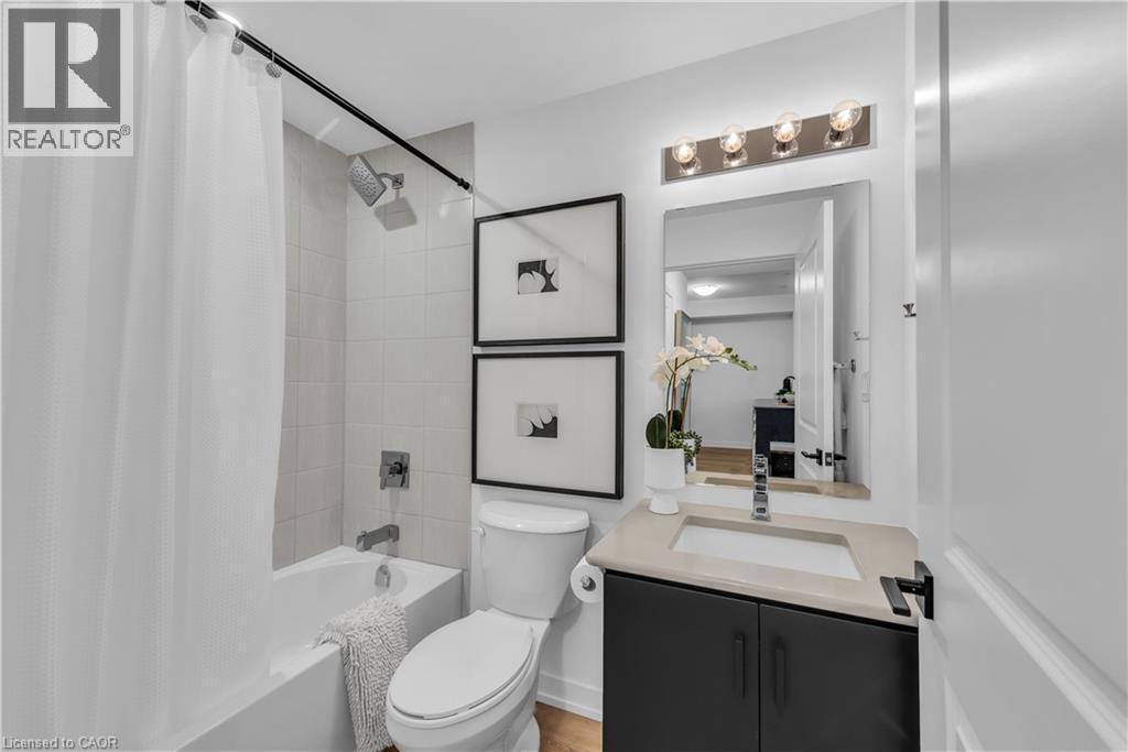 10 Mallard Trail Unit# 237, Waterdown, ON