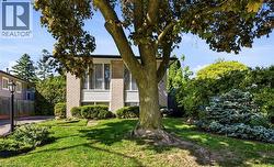450 BRIGADOON Drive Hamilton, ON L9C 6E4