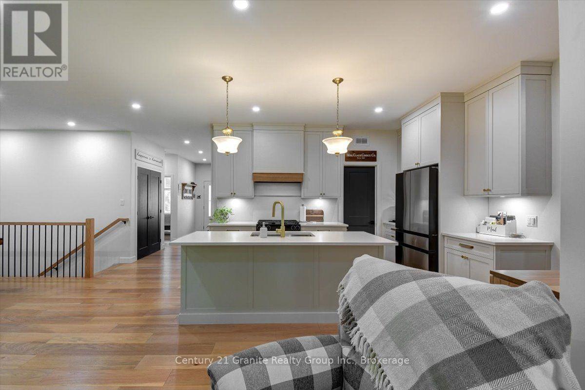 6 Newpierce Drive, Stirling-Rawdon (Rawdon Ward), ON