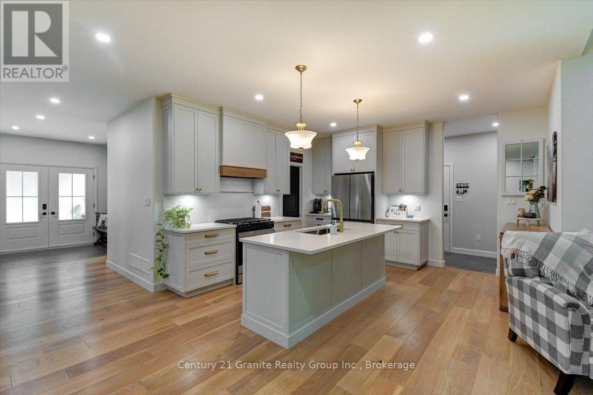 6 Newpierce Drive, Stirling-Rawdon (Rawdon Ward), ON