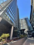 1912 - 80 QUEENS WHARF ROAD Toronto, ON M5V 0J3