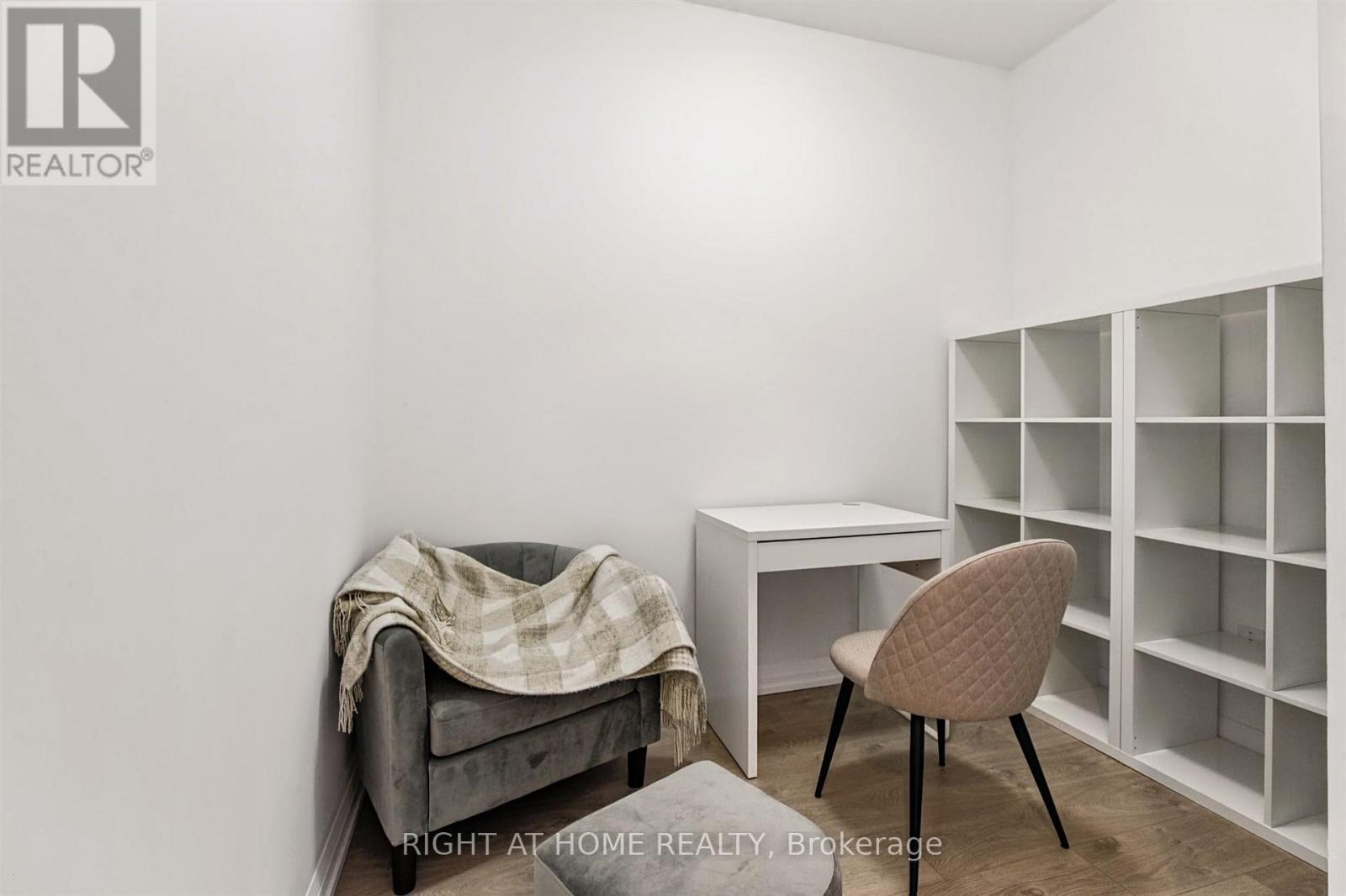 Den/2nd Bedroom - 2617 - 7895 Jane Street, Vaughan, ON