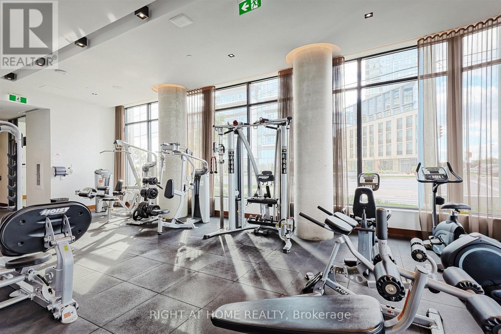 Condo Gym - 2617 - 7895 Jane Street, Vaughan, ON