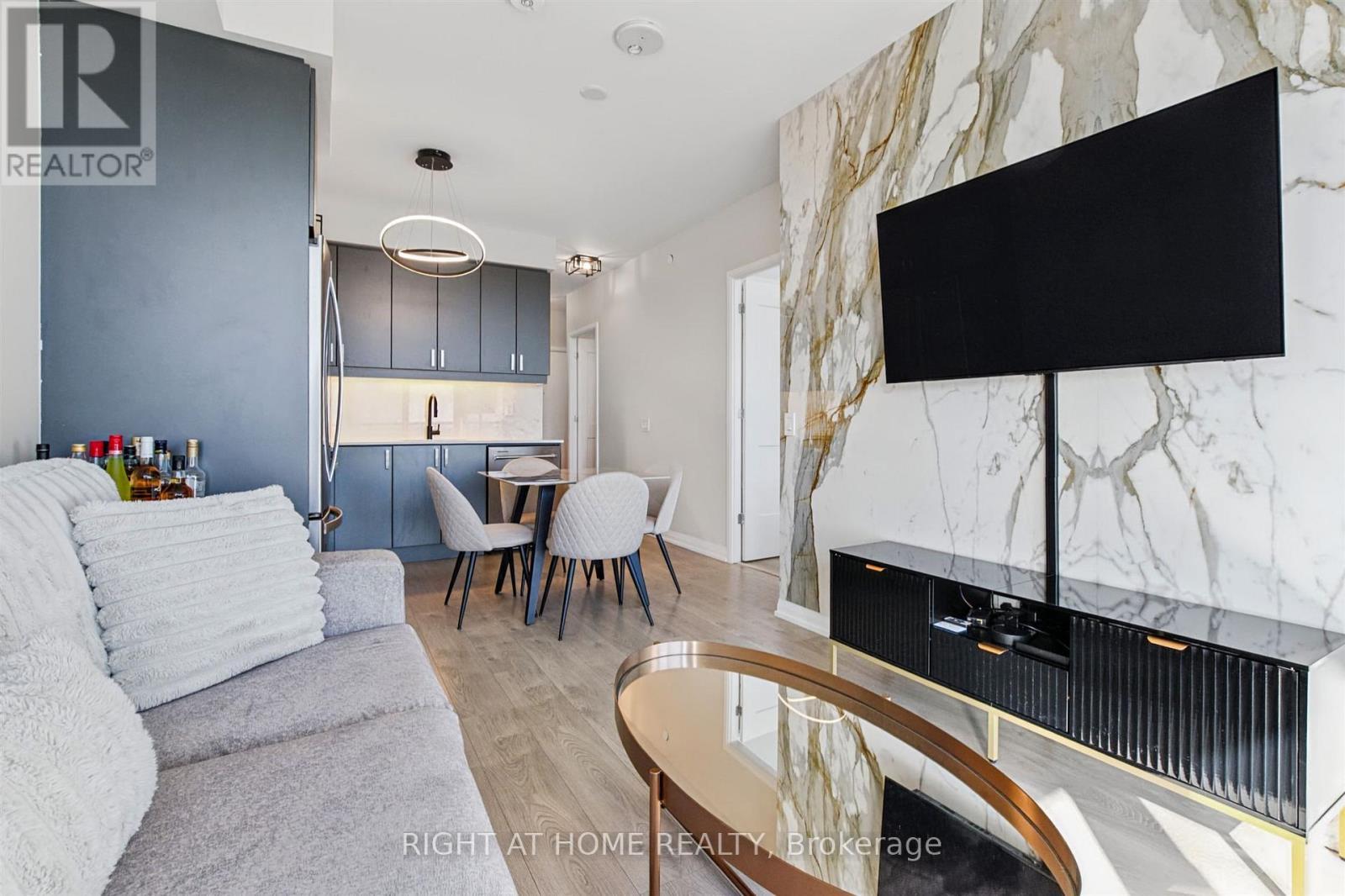 2617 - 7895 Jane Street, Vaughan, ON