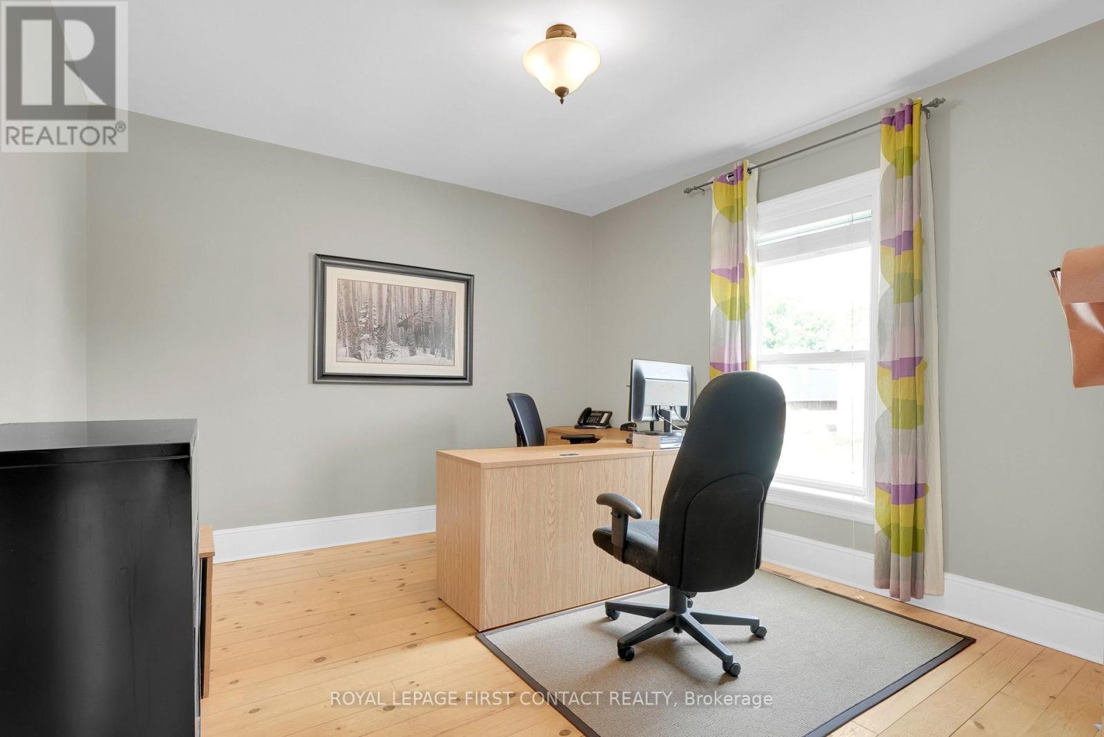 177 Dunlop Street W, Barrie, ON