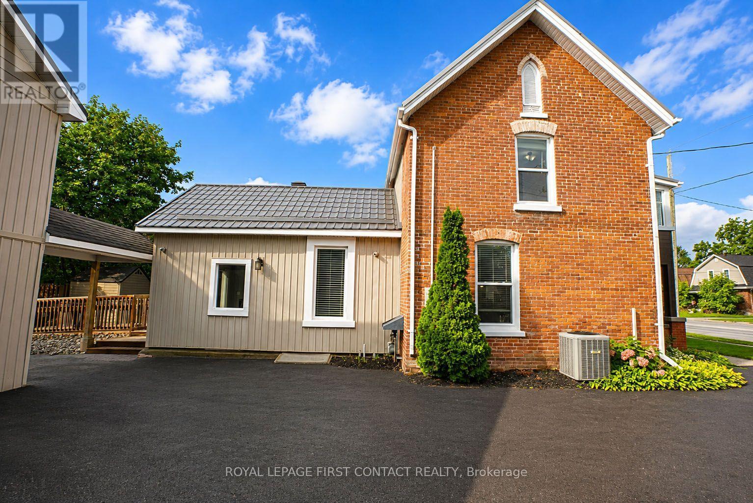 177 Dunlop Street W, Barrie, ON
