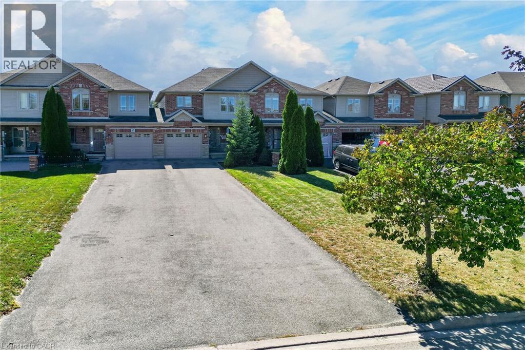 69 Sumner Crescent, Grimsby, ON