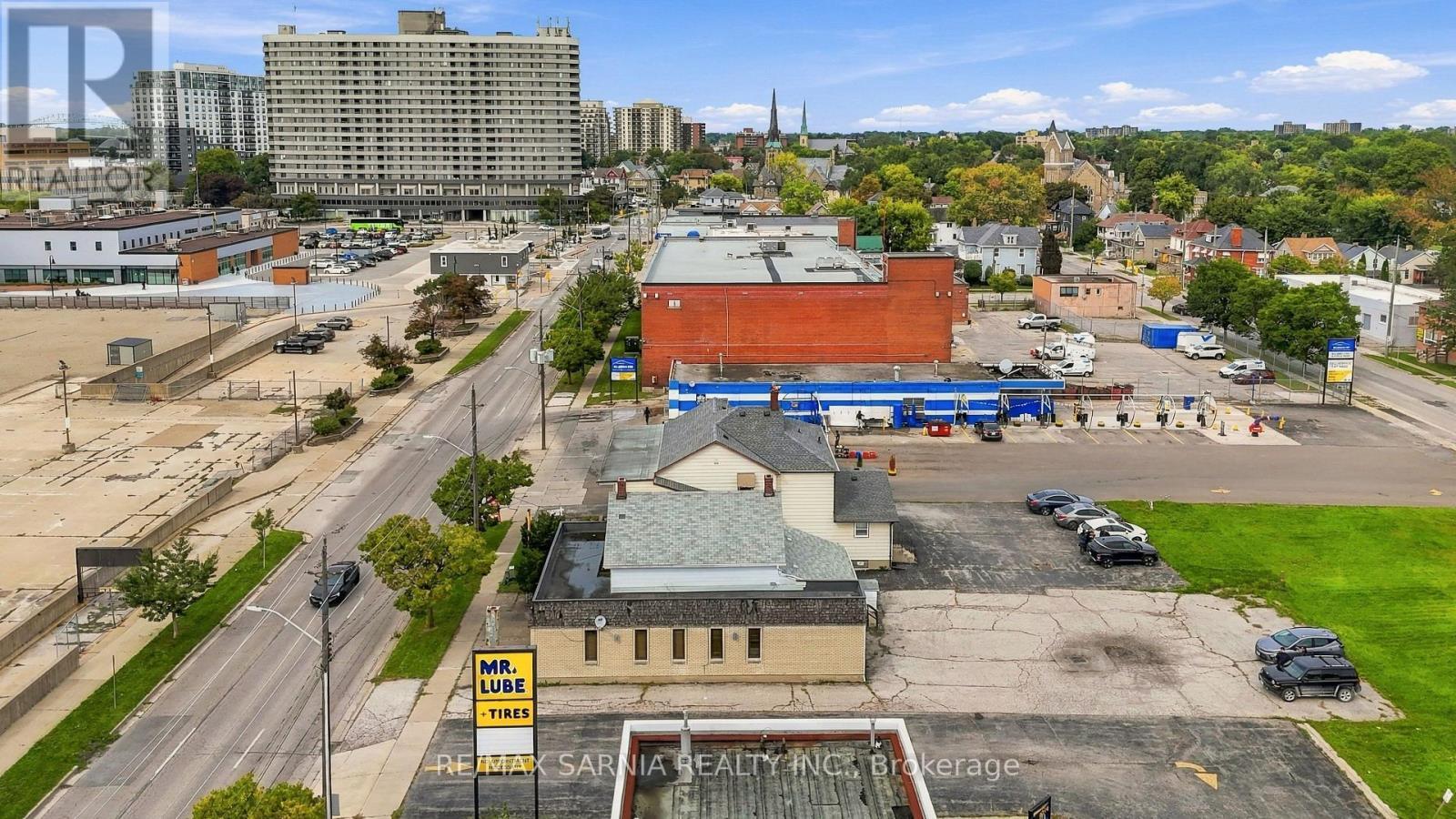 148 Vidal Street N, Sarnia, ON