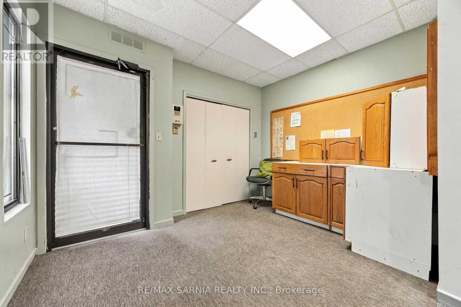 148 Vidal Street N, Sarnia, ON