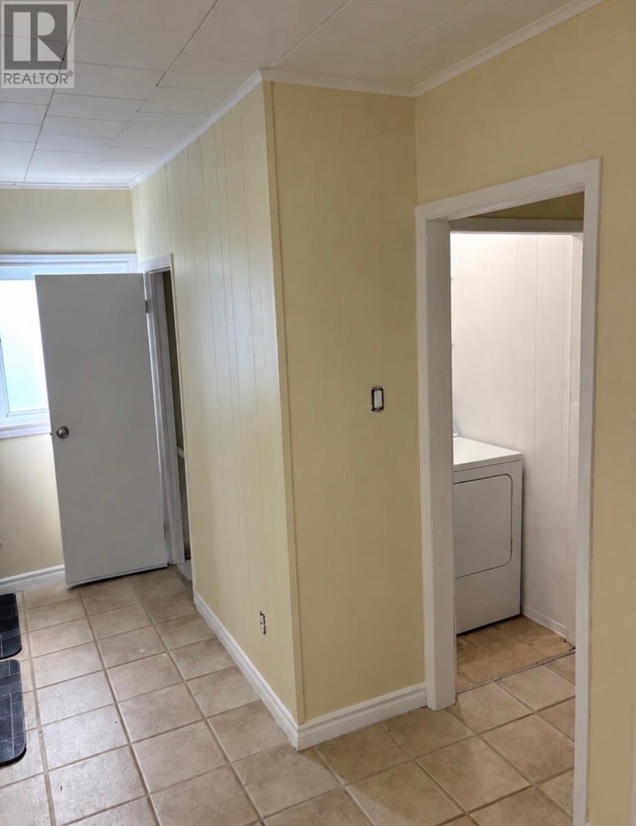 1 Hillside Avenue, Port Saunders, NL