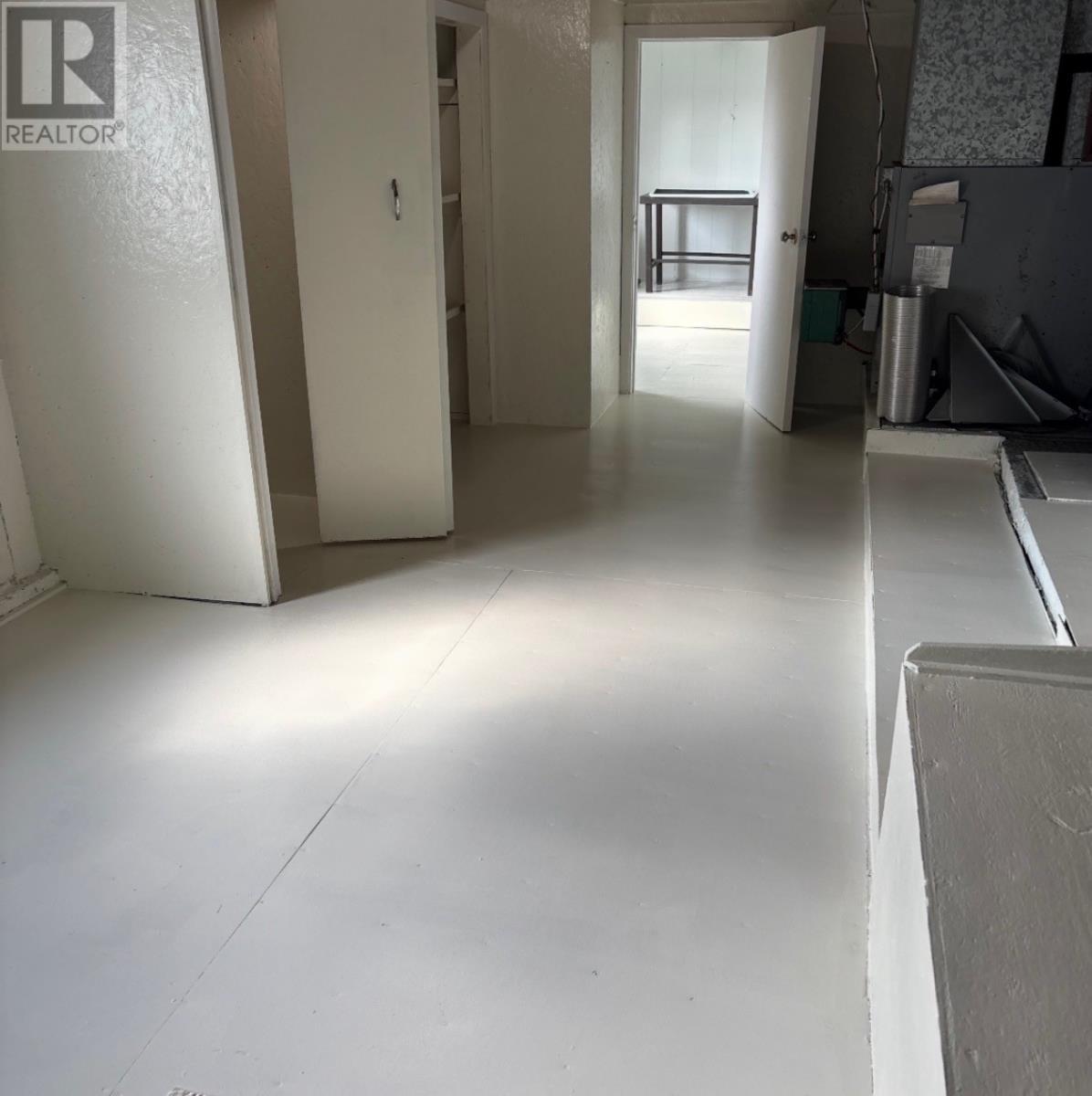 1 Hillside Avenue, Port Saunders, NL