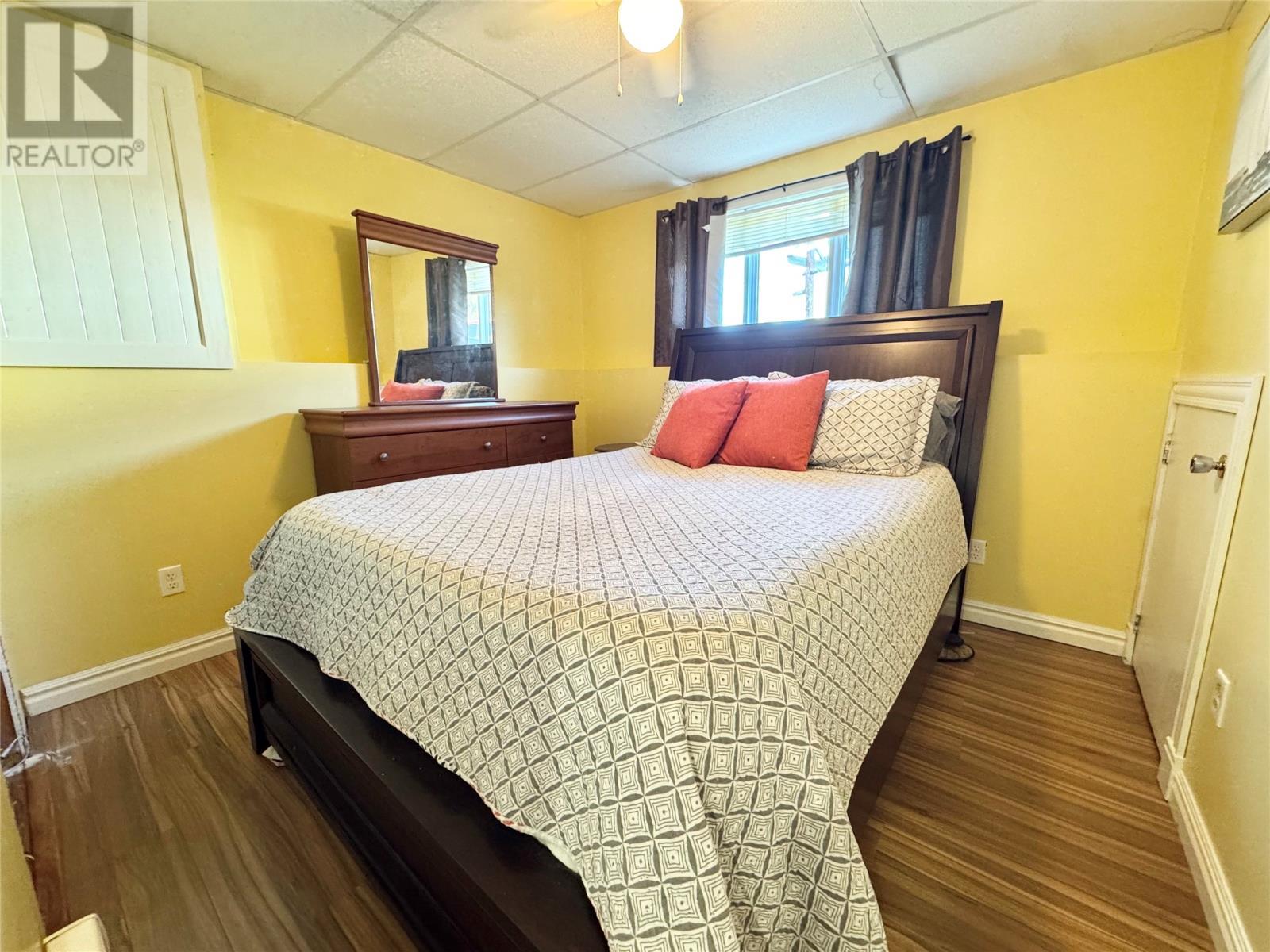 20 Tizzard Street, Lewisporte, NL