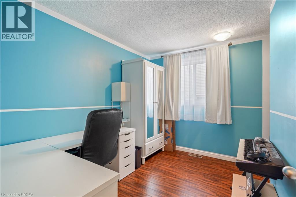 23 Palomino Drive, Brantford, ON
