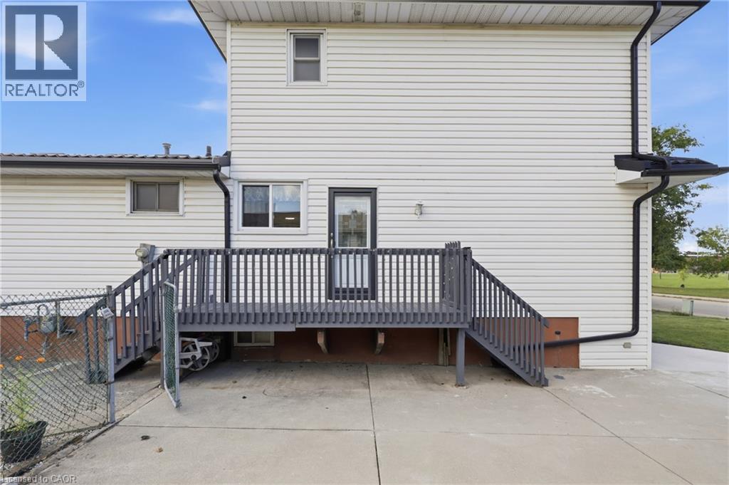 63 Folkestone Avenue, Hamilton, ON