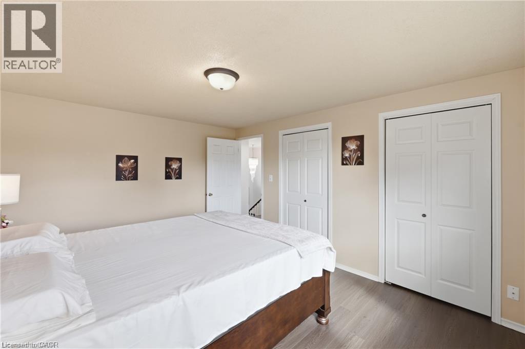 63 Folkestone Avenue, Hamilton, ON
